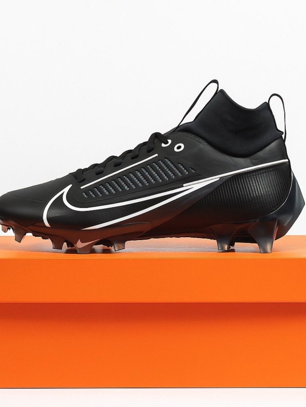 Size 11.5 - Nike Vapor Edge Pro 360 2 Black Football Cleats DA5456-010 BRAND NEW
